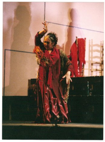 <p style="text-align: right;" dir="rtl">סילביה דוראן<br />CARMEN<br />רקדנית סולנית <br />להקת אנטוניו מרקז<br />מדריד&nbsp; - TEATRO REAL <br />צילום: PACO RUIZ</p>